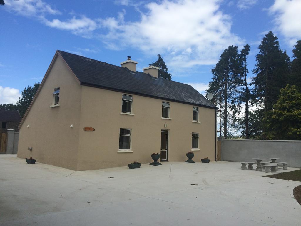 Dromin House Panzió Cill Airne Kültér fotó